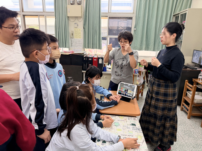 2025/11/28-手語繪本專案-西屯區啟聰學校圖片