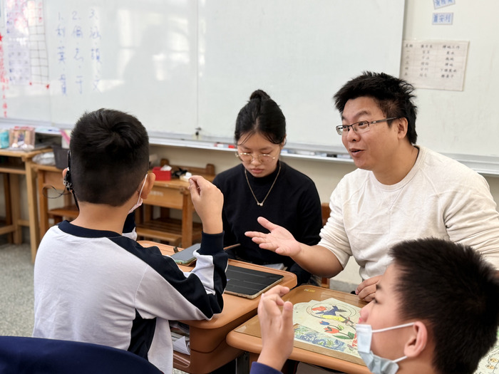 2025/11/28-手語繪本專案-西屯區啟聰學校圖片